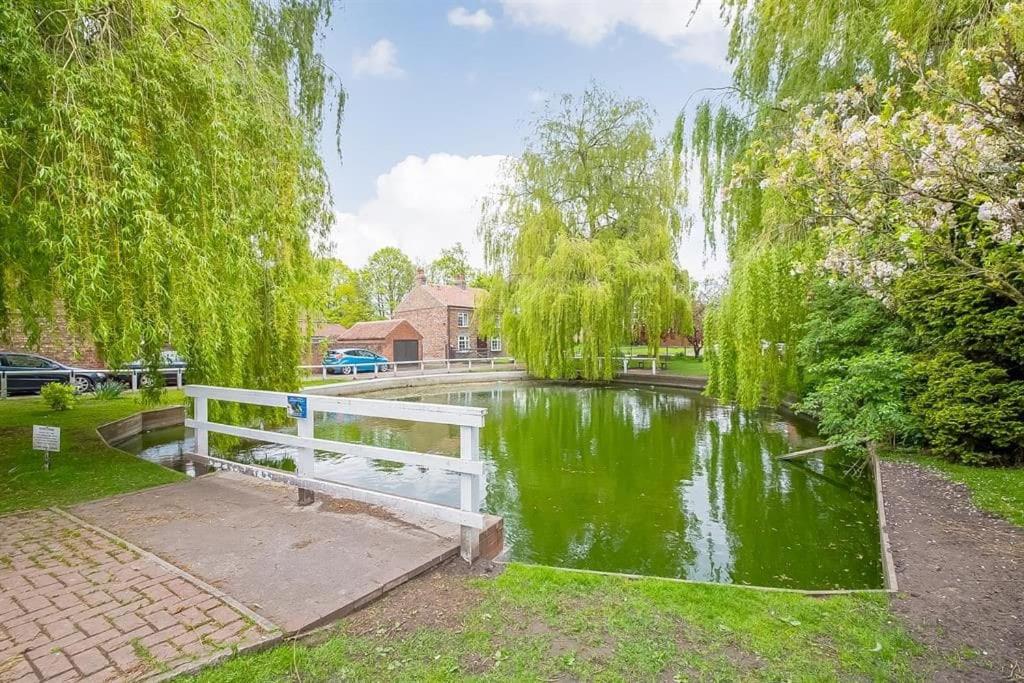 Jasmine Cottage,3 bedroom,Haxby, Near York - Housity