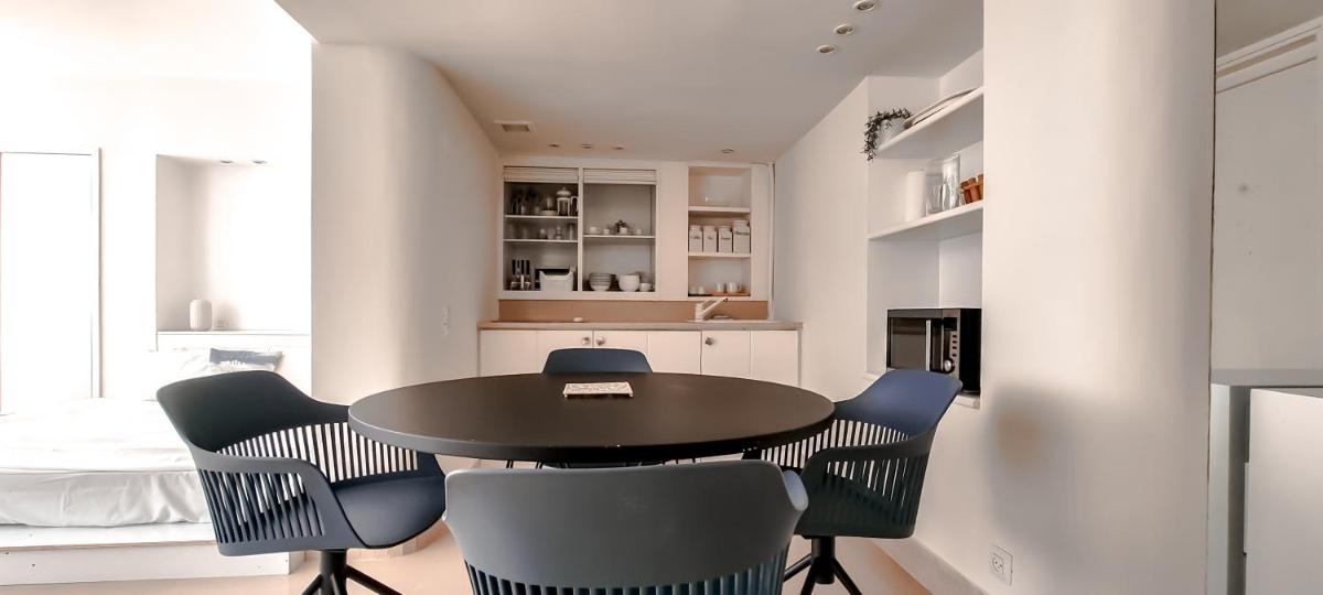 Daniel Hotel Apt, 1 BR, Herzliya Pituach, Ramat Yam St, #H4 - Housity