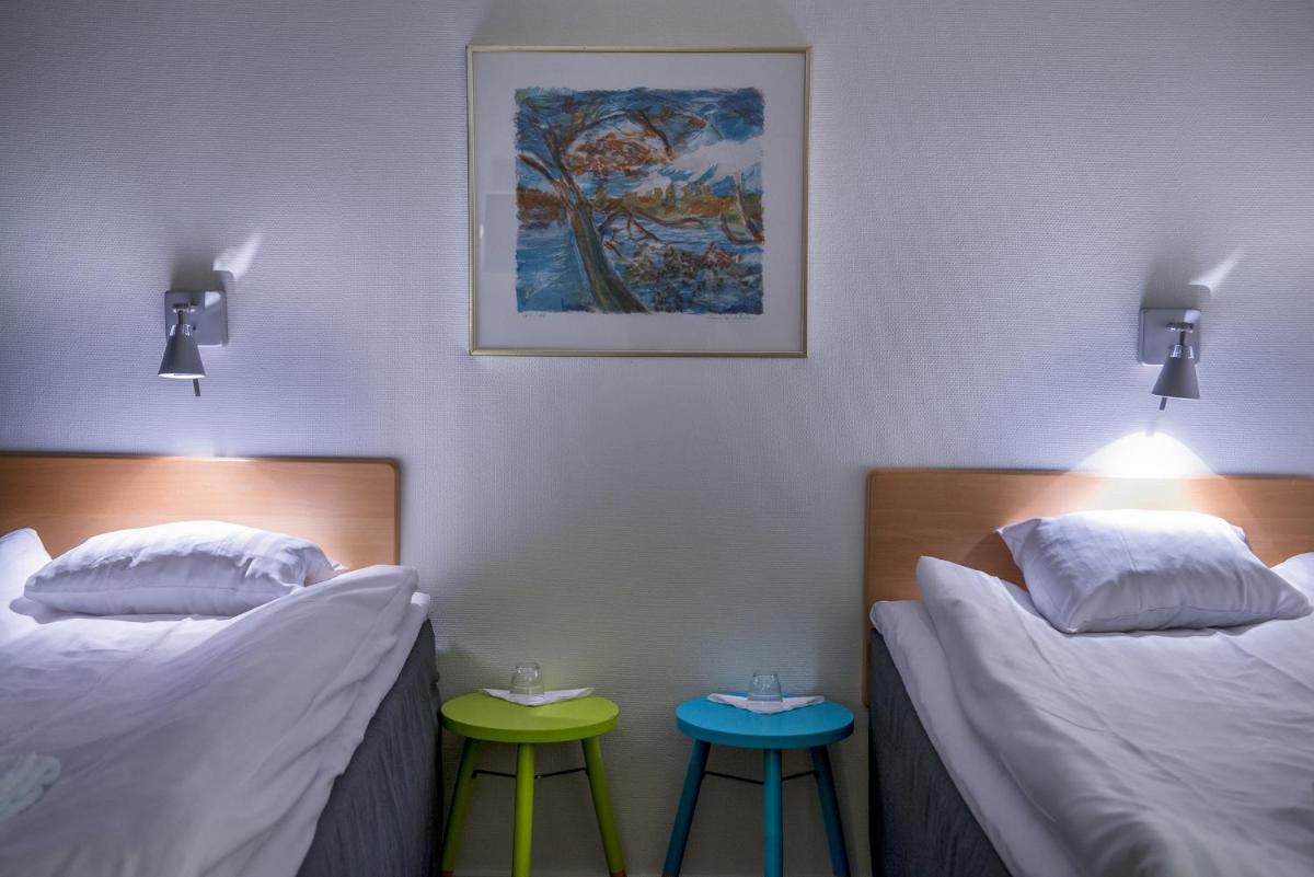 Sunderby folkhögskola Hotell & Konferens - Housity