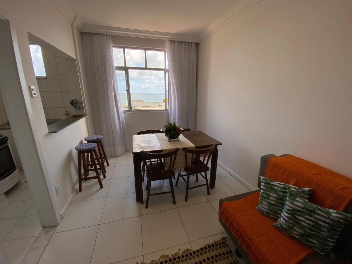 Apartamento pé na areia ,frente mar, perto de tudo - Hizvo