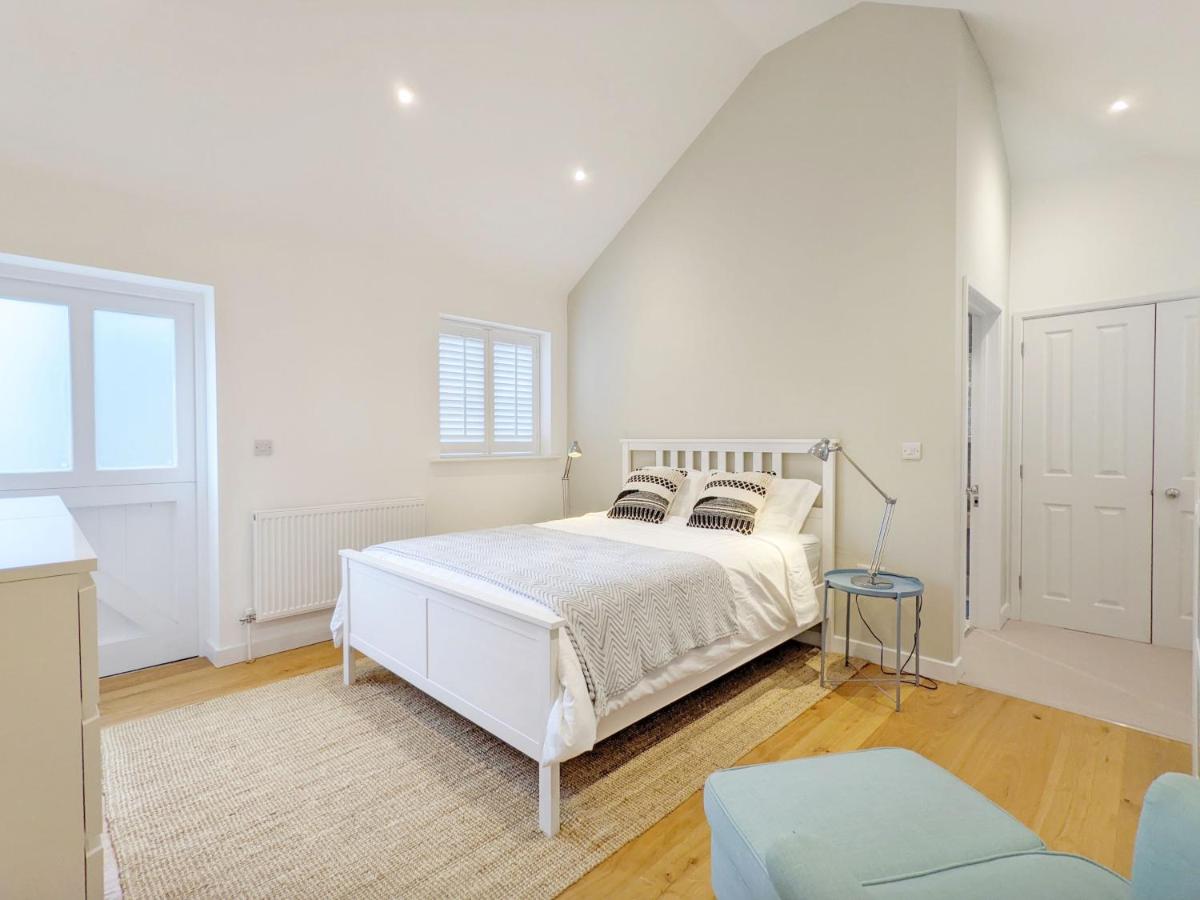 Little Maplewood, Tangmere - Housity