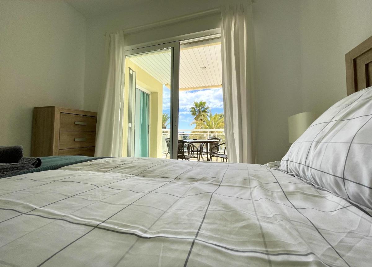 Suitetrails - Beautiful 1 bedroom south facing apartment