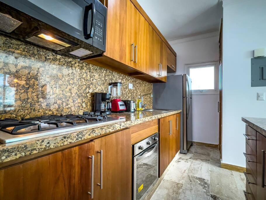 Stunning Perfect Vacation Spot - Housity