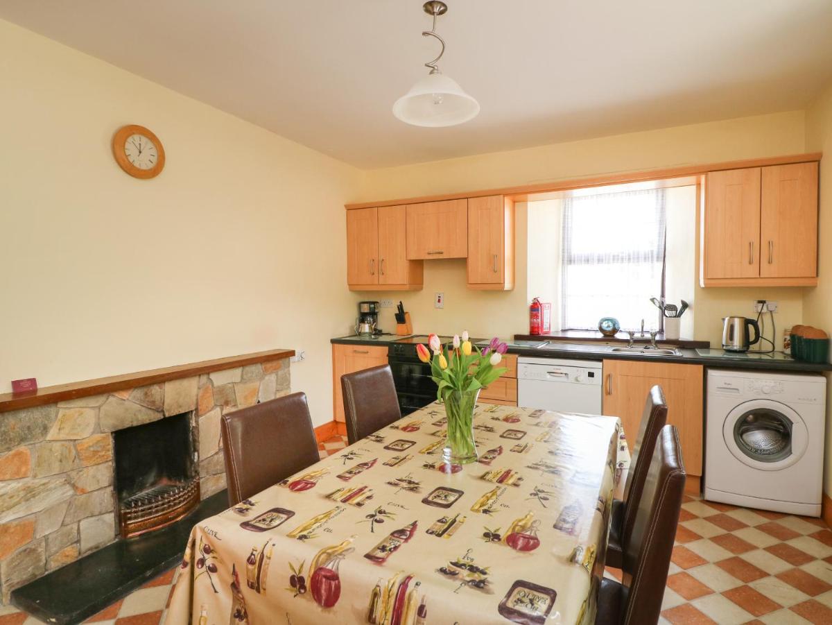 Tilladavin House - Housity