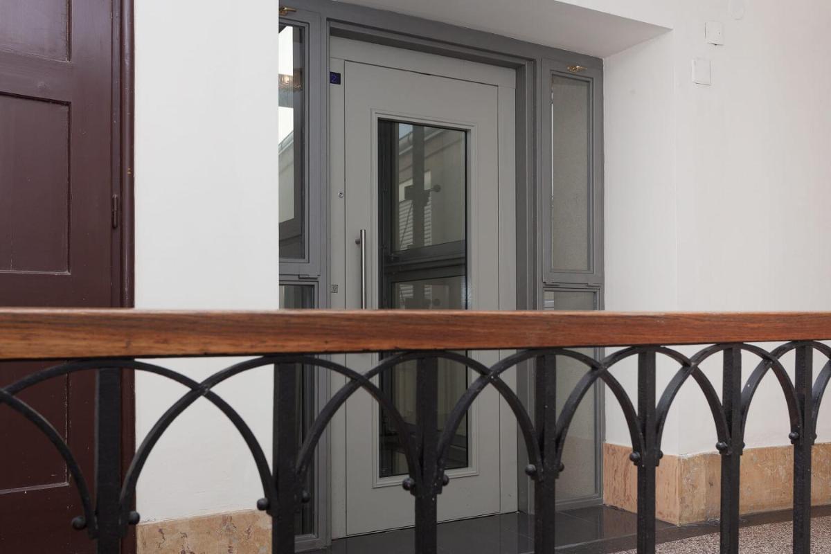 Studio Chic - Housity