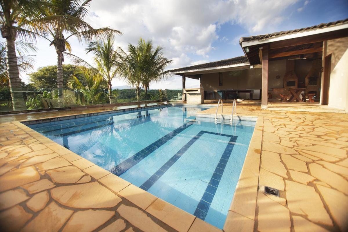 Suitetrails - Casa de campo c Piscina e muito lazer em Piracaia