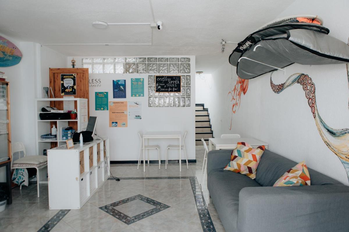 Endless Summer House - Housity
