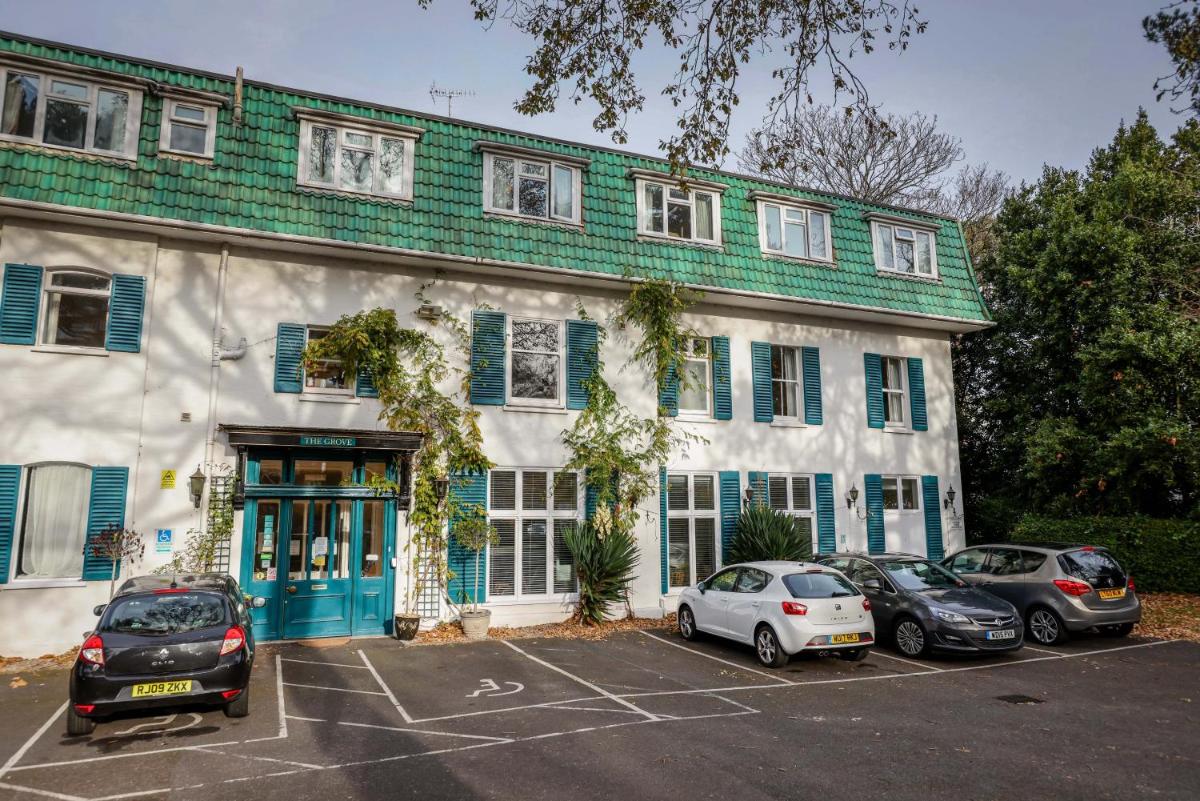 The Grove Hotel - Housity