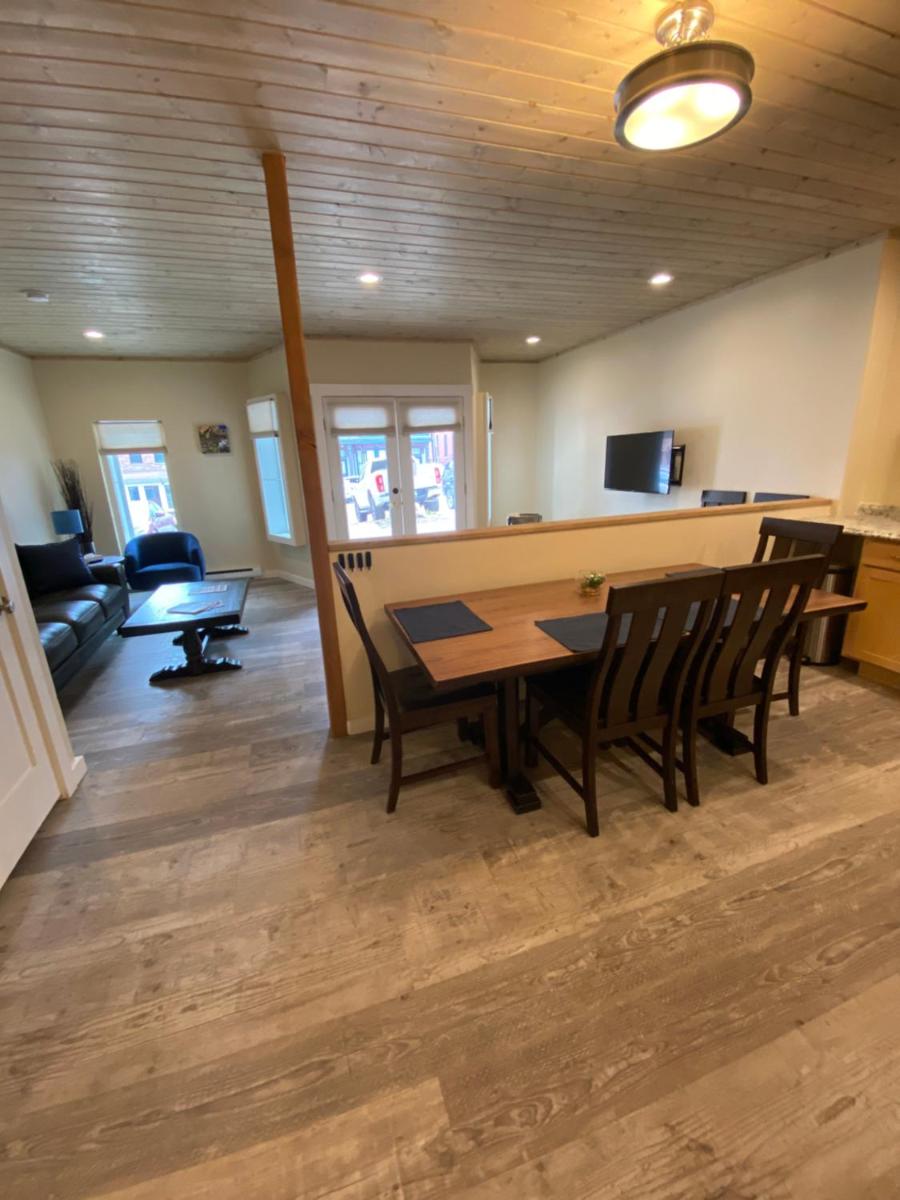 Hotel Ouray - for 12 years old and over - Housity