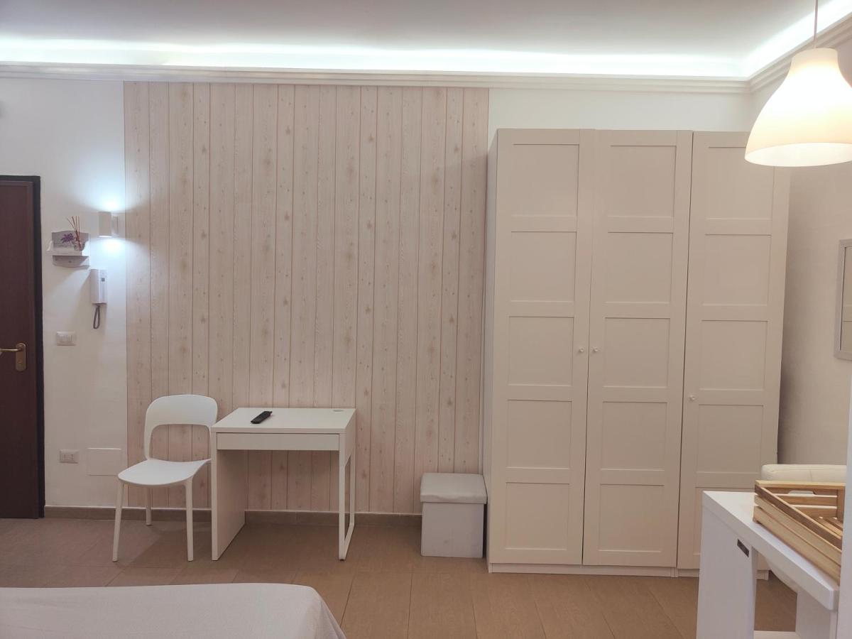 Dolphin house - Housity