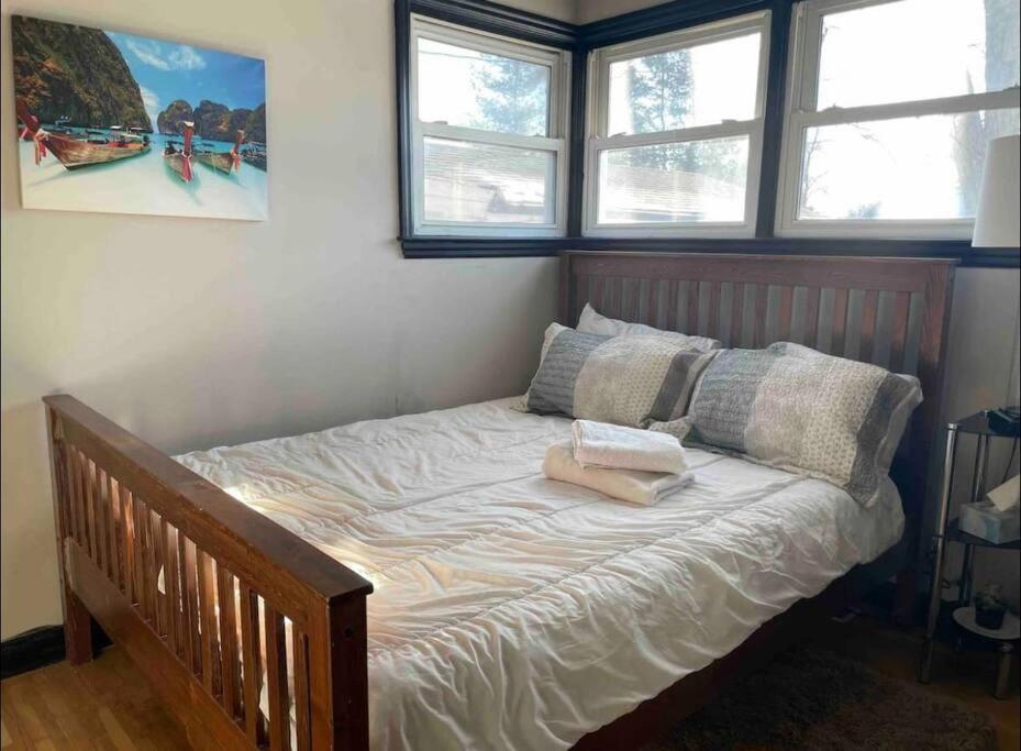 Cozy 3 bedroom home - Housity