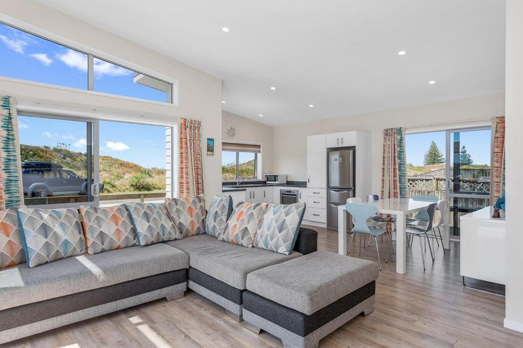 Beach Retreat - Ohope Holiday Home - Housity