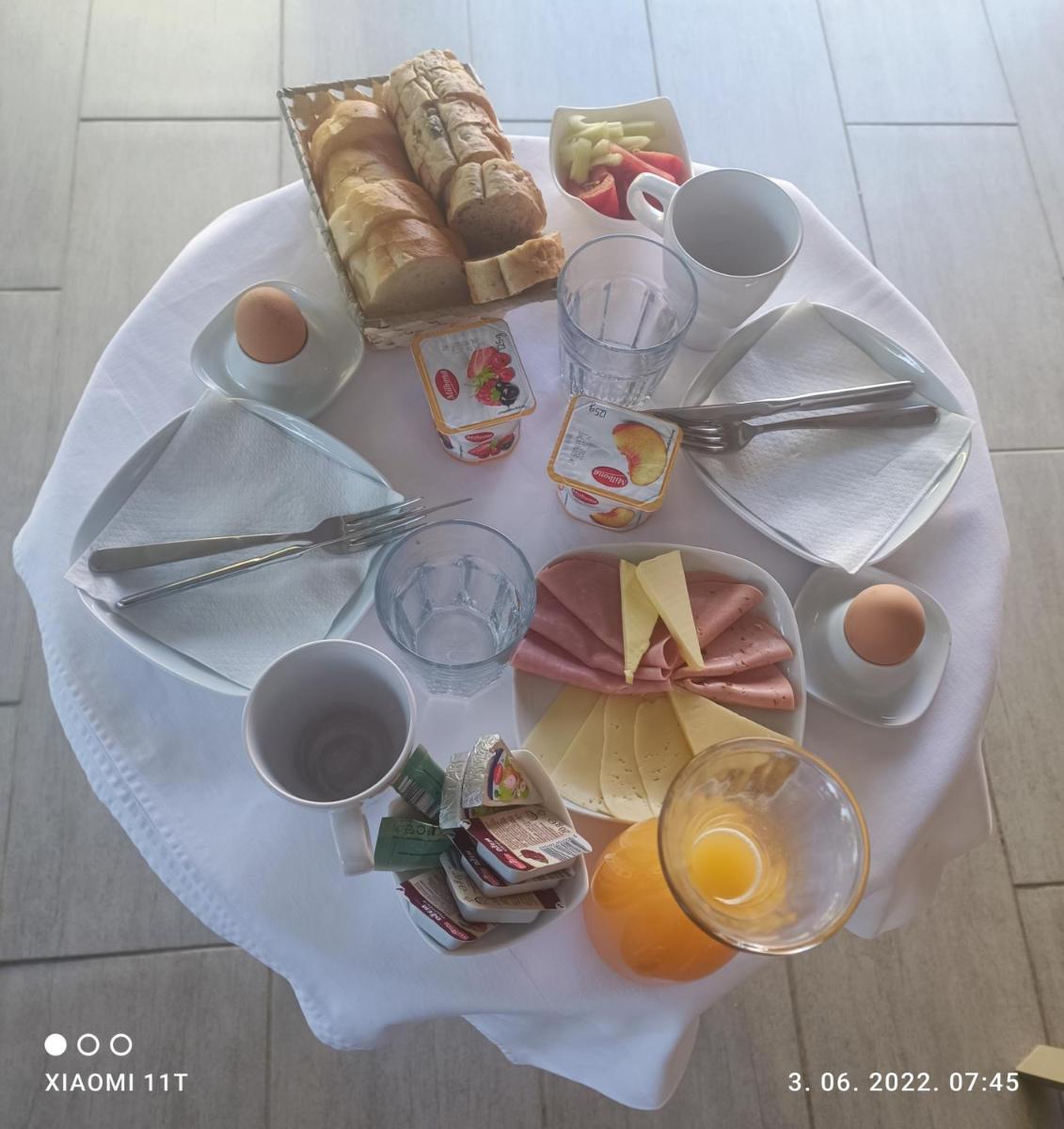 Marko Rooms - Housity