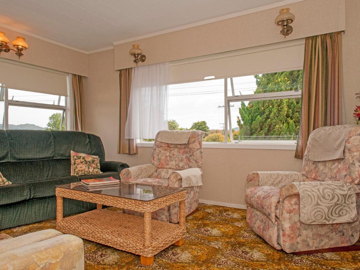 Holiday Haven - Whitianga Bach - Housity