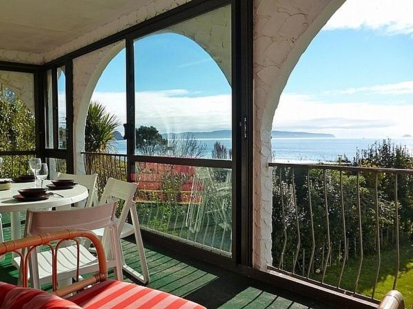 Endless Views - Opito Bay Holiday House - Housity