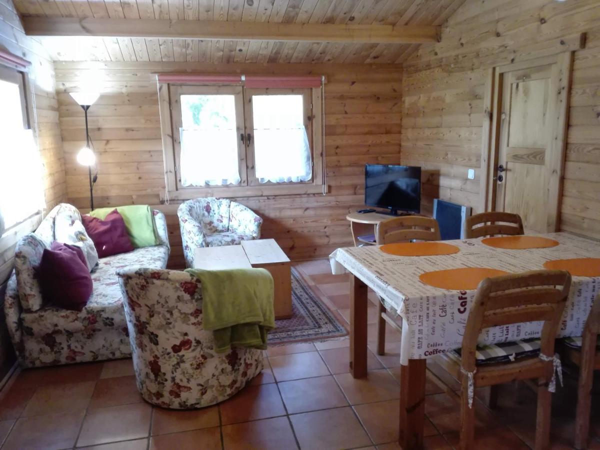 Hof Kranichweide, Holzblockhaus - Housity