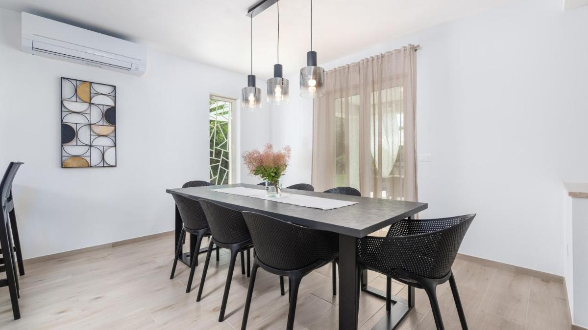 Villa Oliveti - Housity