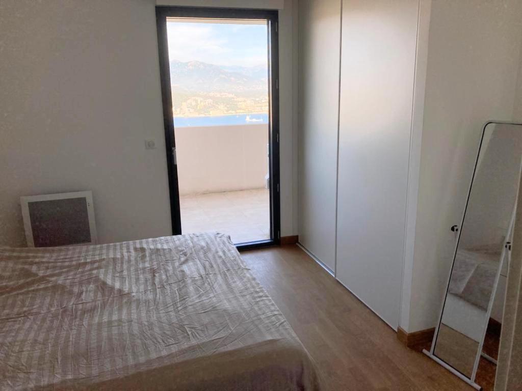 MAGNIFIQUE T2 - VUE MER - AJACCIO - TRES BON EMPLACEMENT - Housity