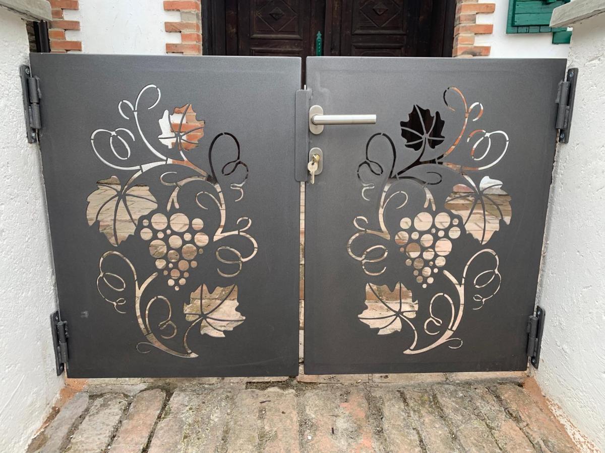 Podroom Mandi? - Housity