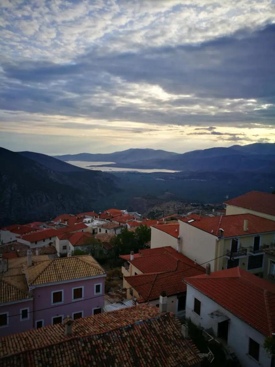 Panoramic view 2 - Housity