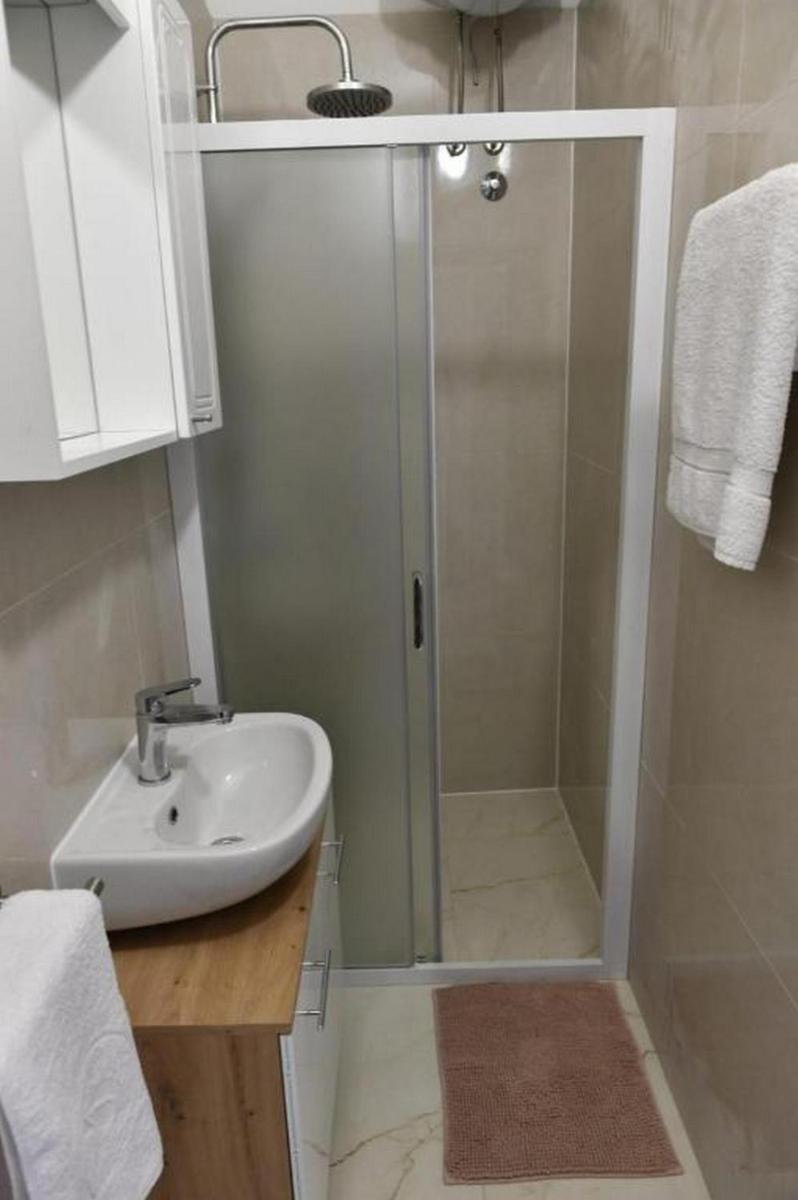 Studio Apartments Kamicak - Housity