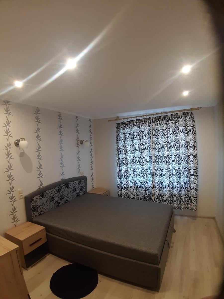 Elen - Housity