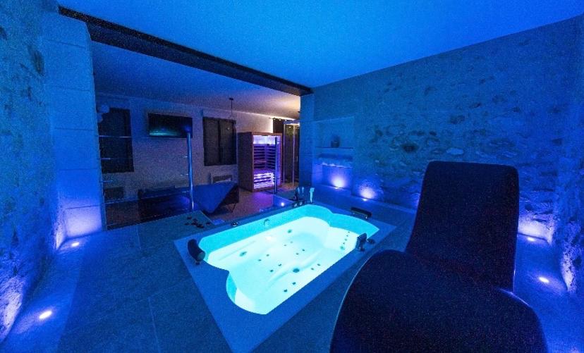 L'indiscrete Love Room - Hammam-Sauna-SPA - Housity