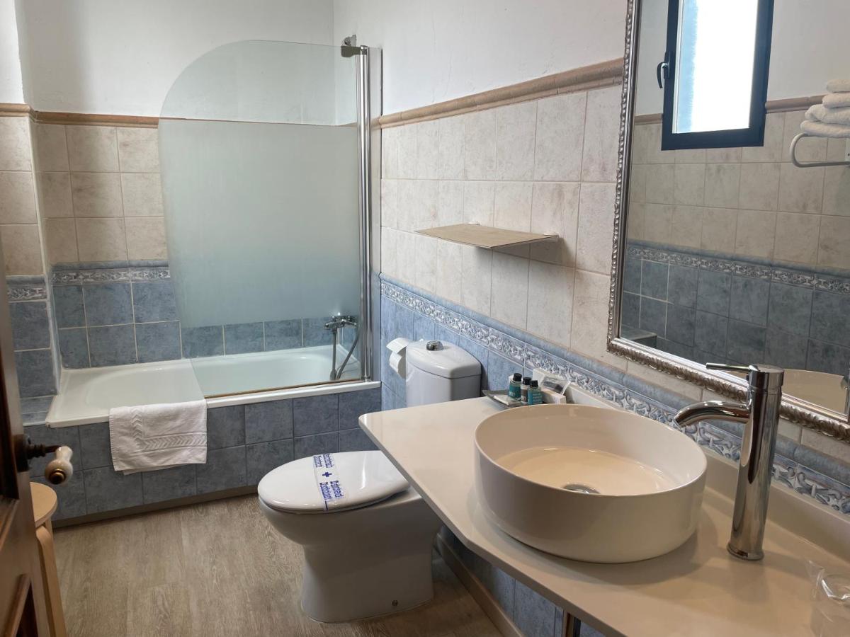 Hotel Patilla Ciudad de Requena - Housity