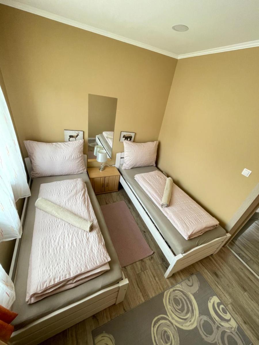 Lilla Apartman - Housity