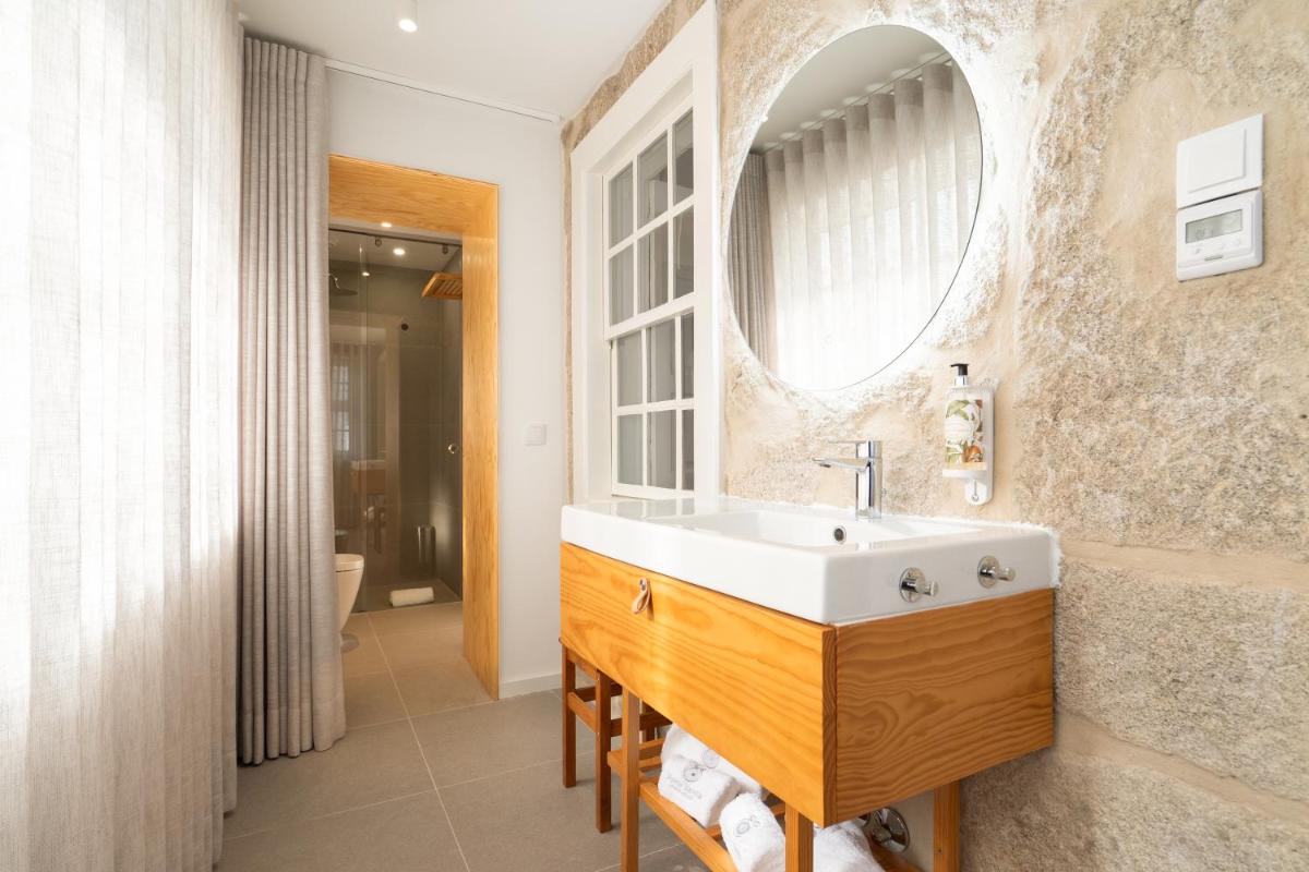 FONTE SANTA Manor House - Housity