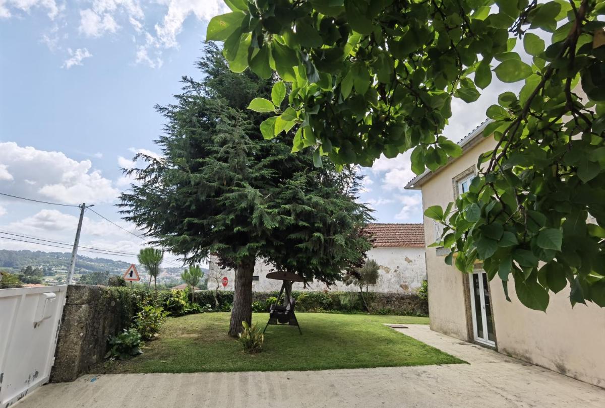 Fernandes House - Housity