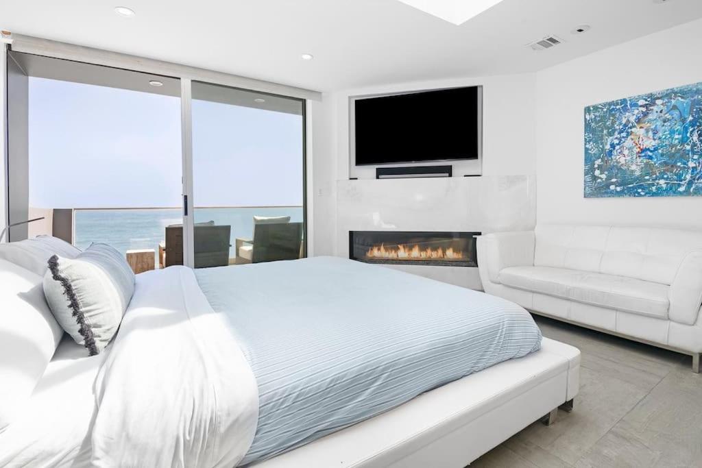 Malibu Beach at its Best... - Housity