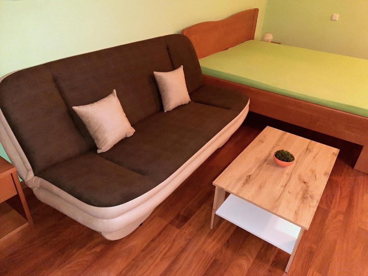 V přírodě na okraji Frenštátu pod Radhoštěm - Housity