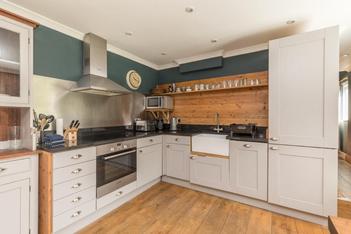 Poundgate Park Cottage - Housity
