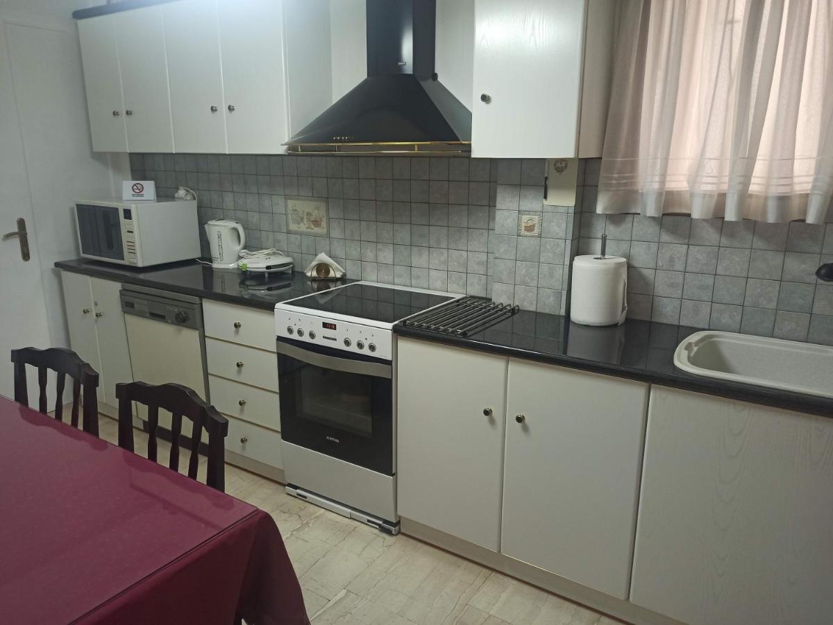 Suitetrails - Comfortable apartment 100m from the sea