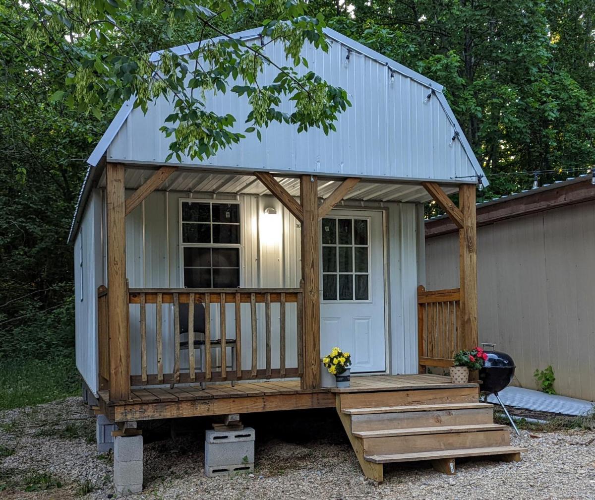 Spring River Cabins - Housity
