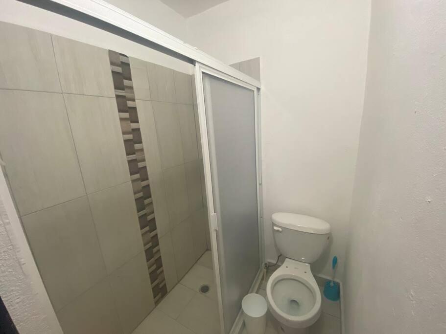Departamento cerca de clinica 34 y 21 del IMSS - Housity