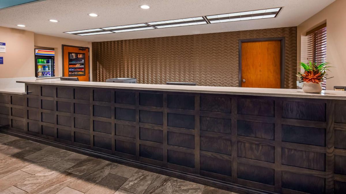 Best Western Warren Hotel - Housity