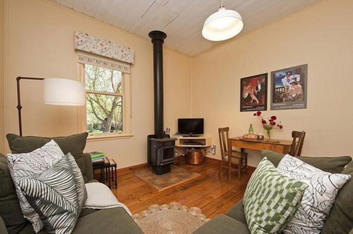 Quince Cottage - Housity