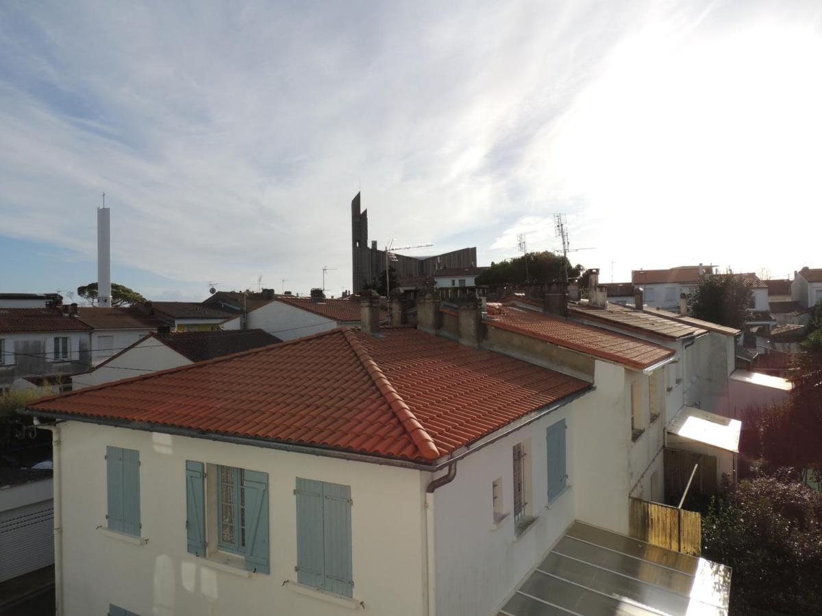 Spacieux appartement 2 chambres à 450m de la plage et près du centre de Royan - FR-1-71-75 - Housity