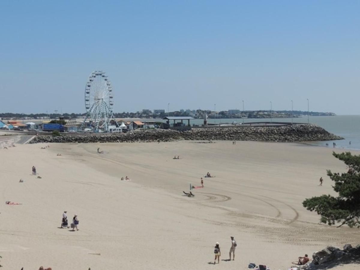 Spacieux appartement 2 chambres à 450m de la plage et près du centre de Royan - FR-1-71-75 - Housity