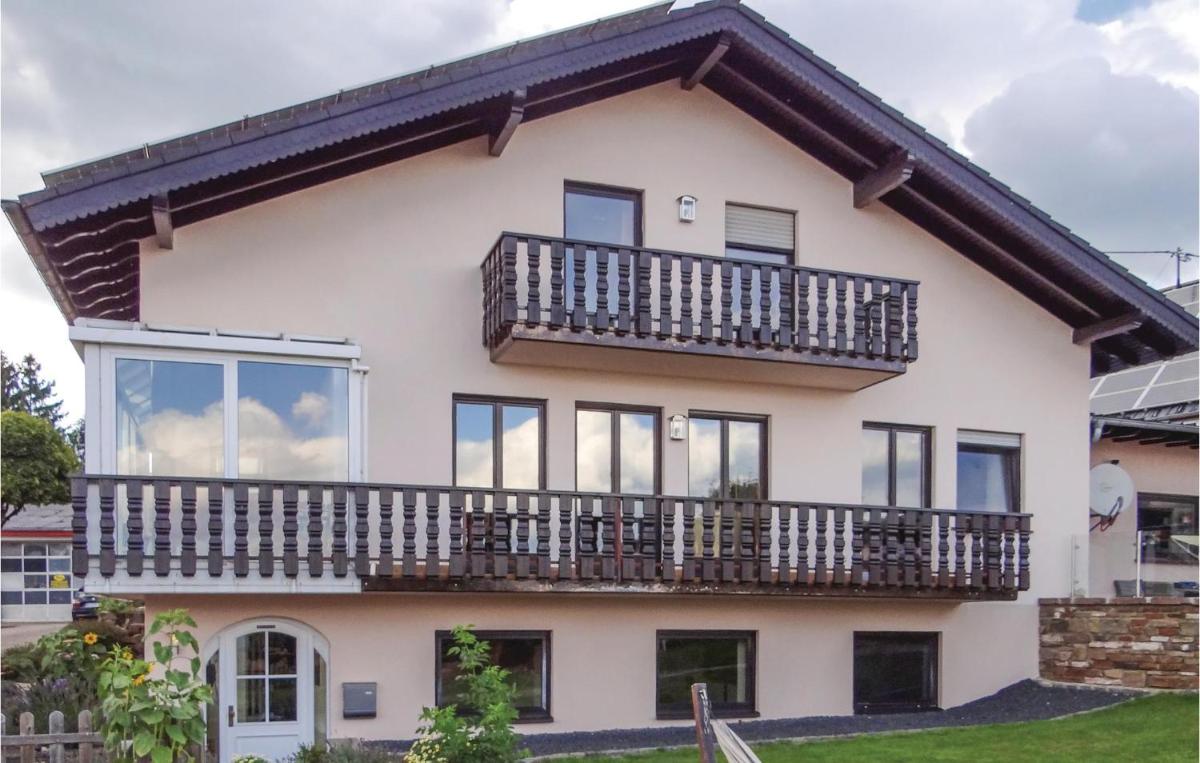 Cozy Apartment In Karlshausen With Wifi - Housity