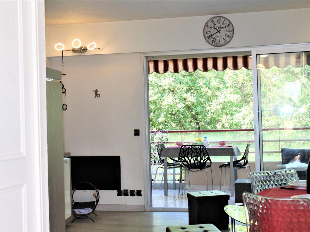 Duplex cosy avec piscine, terrasse et parking privé à 20 min de la plage - 4 pers. - FR-1-252A-78 - Housity