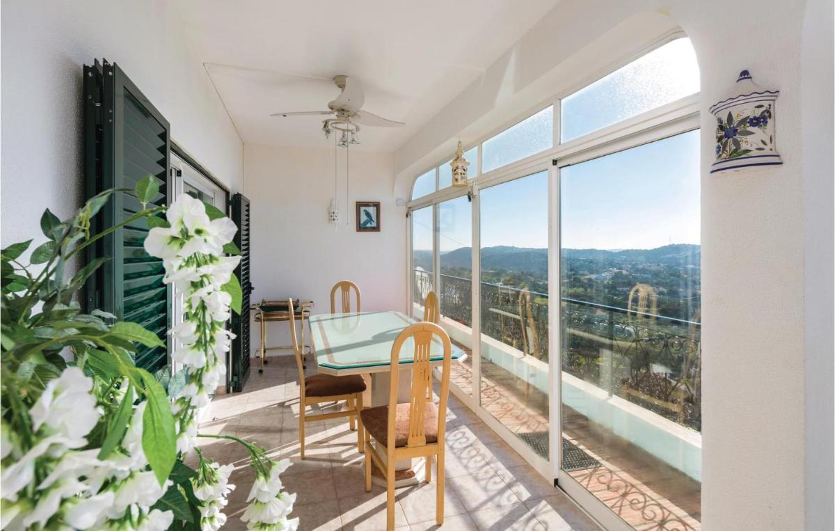 Stunning Home In S,bràs De Alportel - Housity