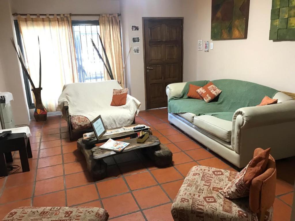 Suitetrails - Casa amplia en Godoy Cruz
