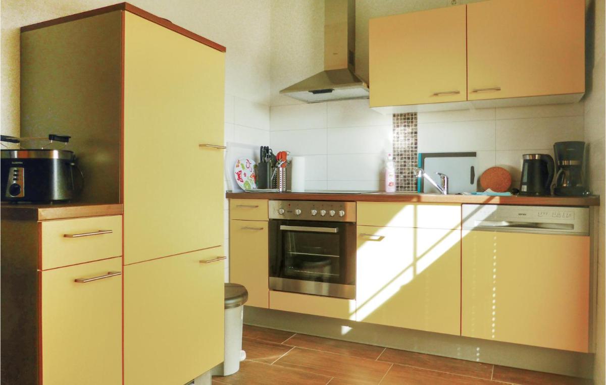 Nice Home In Aue-Bad Schlema With Wifi - Housity