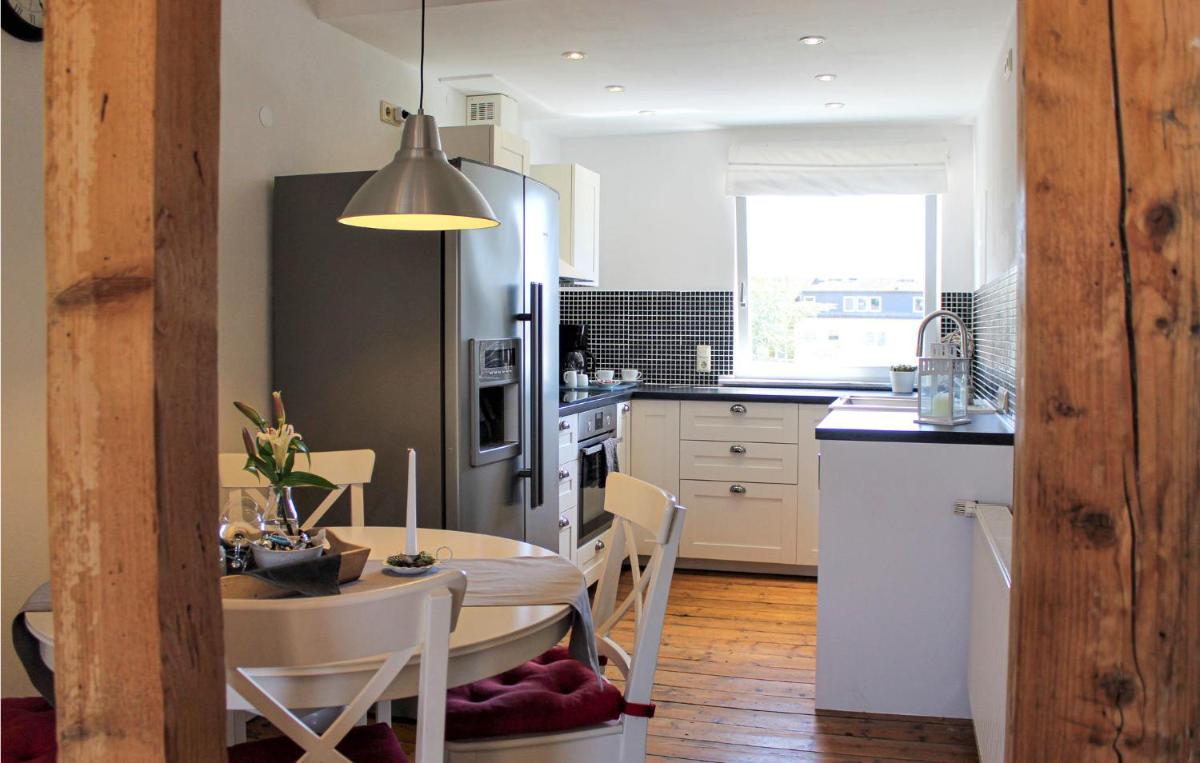 Awesome Apartment In Lahnstein With Wifi - Housity