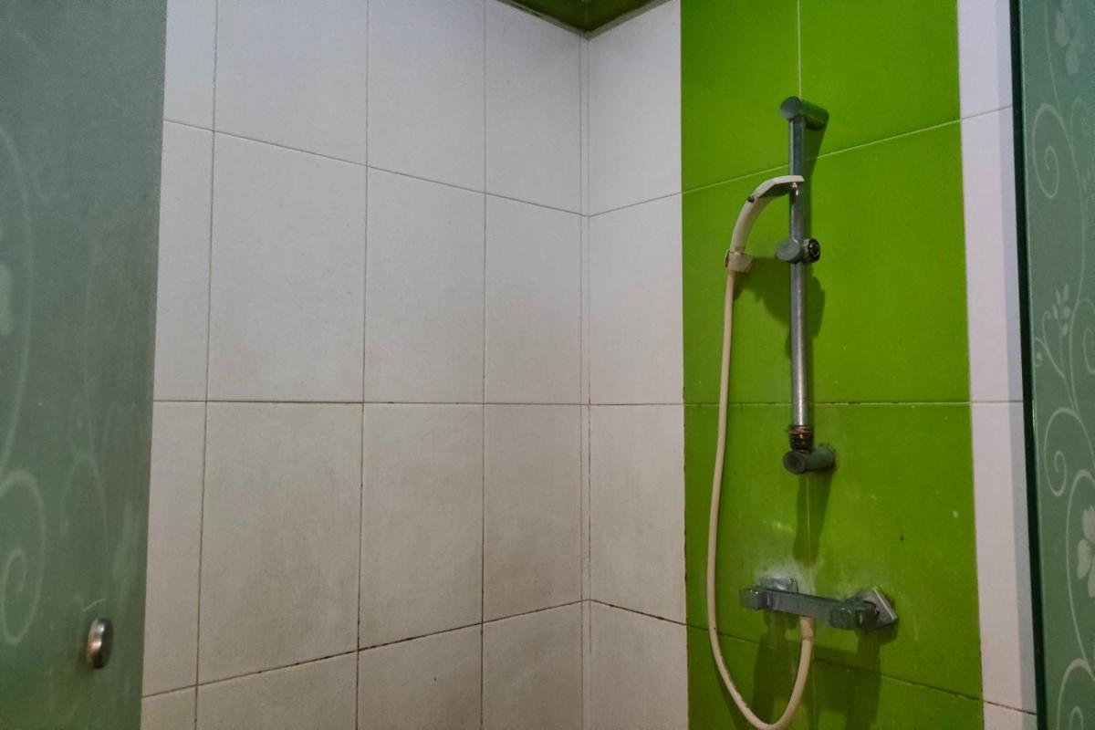 Lonari Hotel - Housity