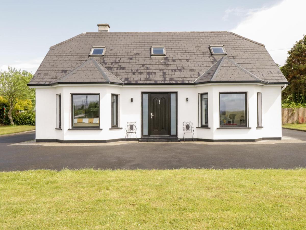 Abbey View - Housity