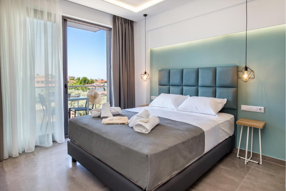 Azzurro Deluxe - Housity